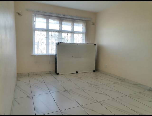 2.5 BEDROOM FLAT FOR SALE IN MUSGRAVE